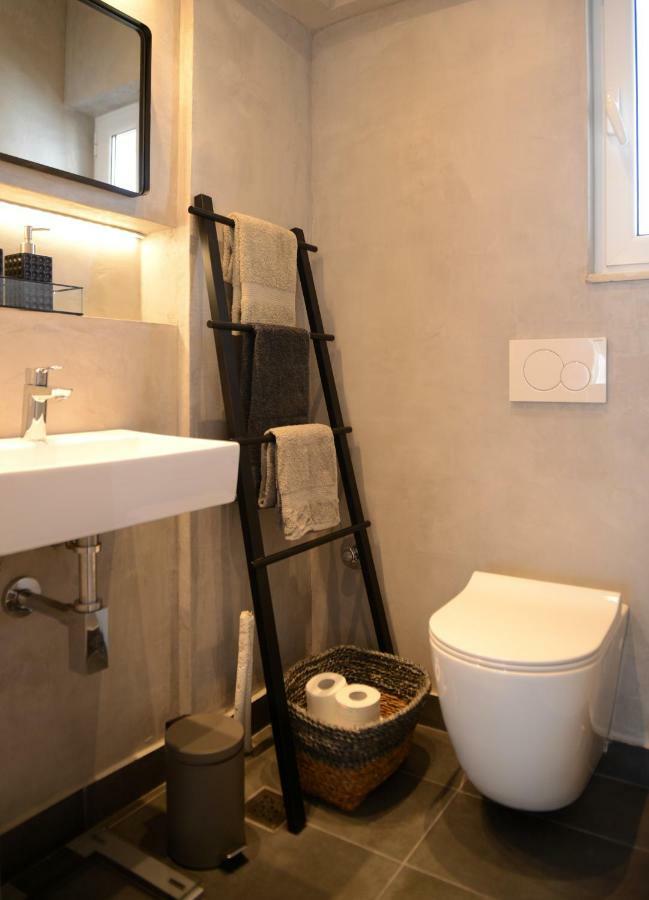 Boutique Apartment In Chalandri Atenas Exterior foto